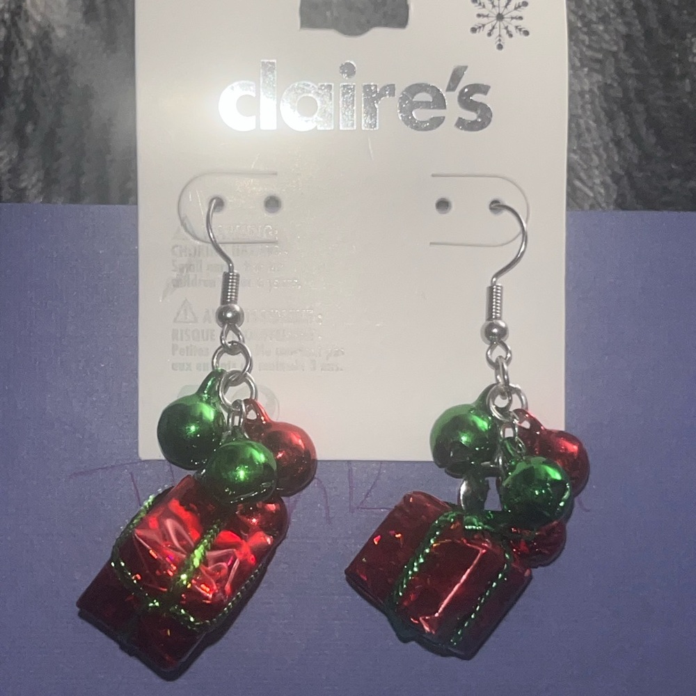 Claire's Holiday Red and Green Gift Earrings